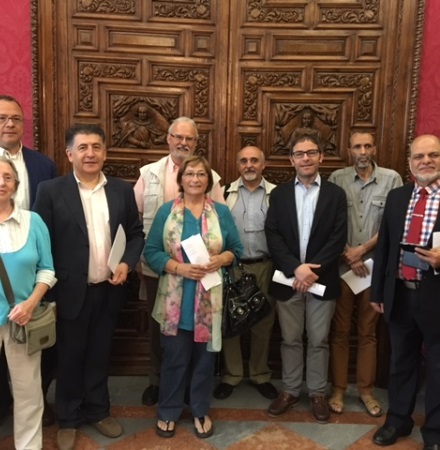 ©Ayto.Granada: EL AYUNTAMIENTO ACOGE LA LECTURA DE UN MANIFIESTO POR EL MEDIO AMBIENTE IMPULSADO POR EL `FORO ECOLOGÍA Y ESPIRITUALIDAD ©Ayto.Granada: EL AYUNTAMIENTO ACOGE LA LECTURA DE UN MANIFIESTO POR EL MEDIO AMBIENTE IMPULSADO POR EL `FORO ECOLOGÍA Y ESPIRITUALIDAD